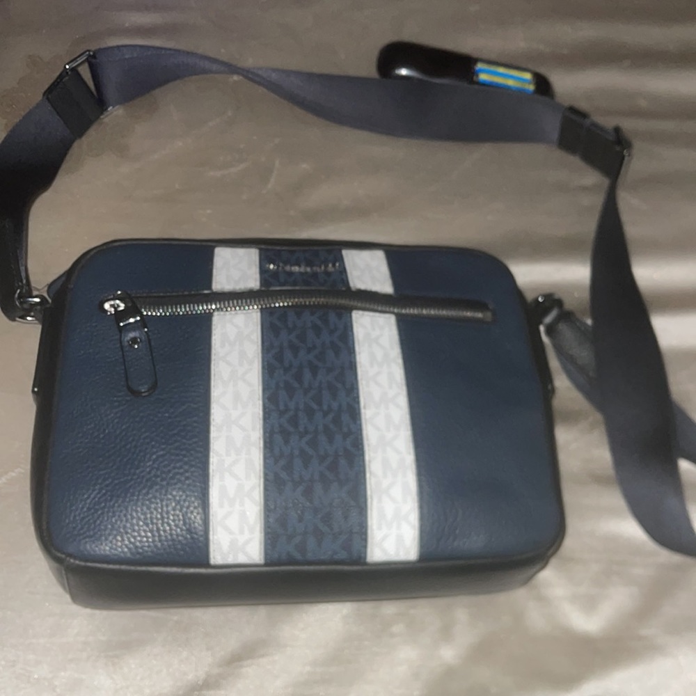Mk bag - Picture 2 of 2